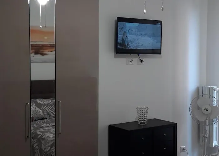 G&a House Cir 03041 * Milano