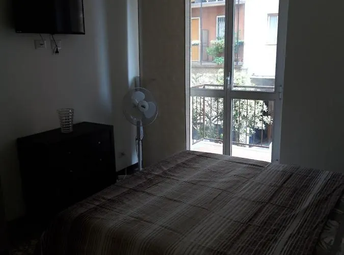 G&a House Cir 03041 Milano